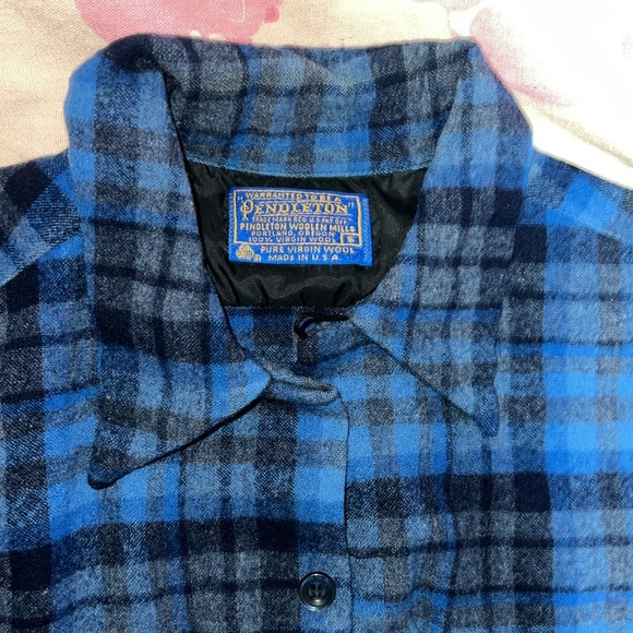 Pendleton flannel - Picture 3 of 8